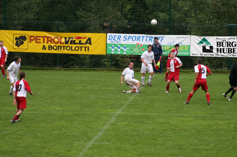 gal/Saison2008-2009- Pokal 1. Runde Hinspiel: Vintl - SV Reischach/2008-08-24 SVR gg. Vintl - Pokalhinspiel 323.jpg